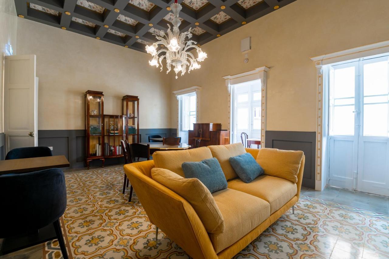 Monreal Boutique Townhouse - R024Rm5 Hotel Paola Bagian luar foto